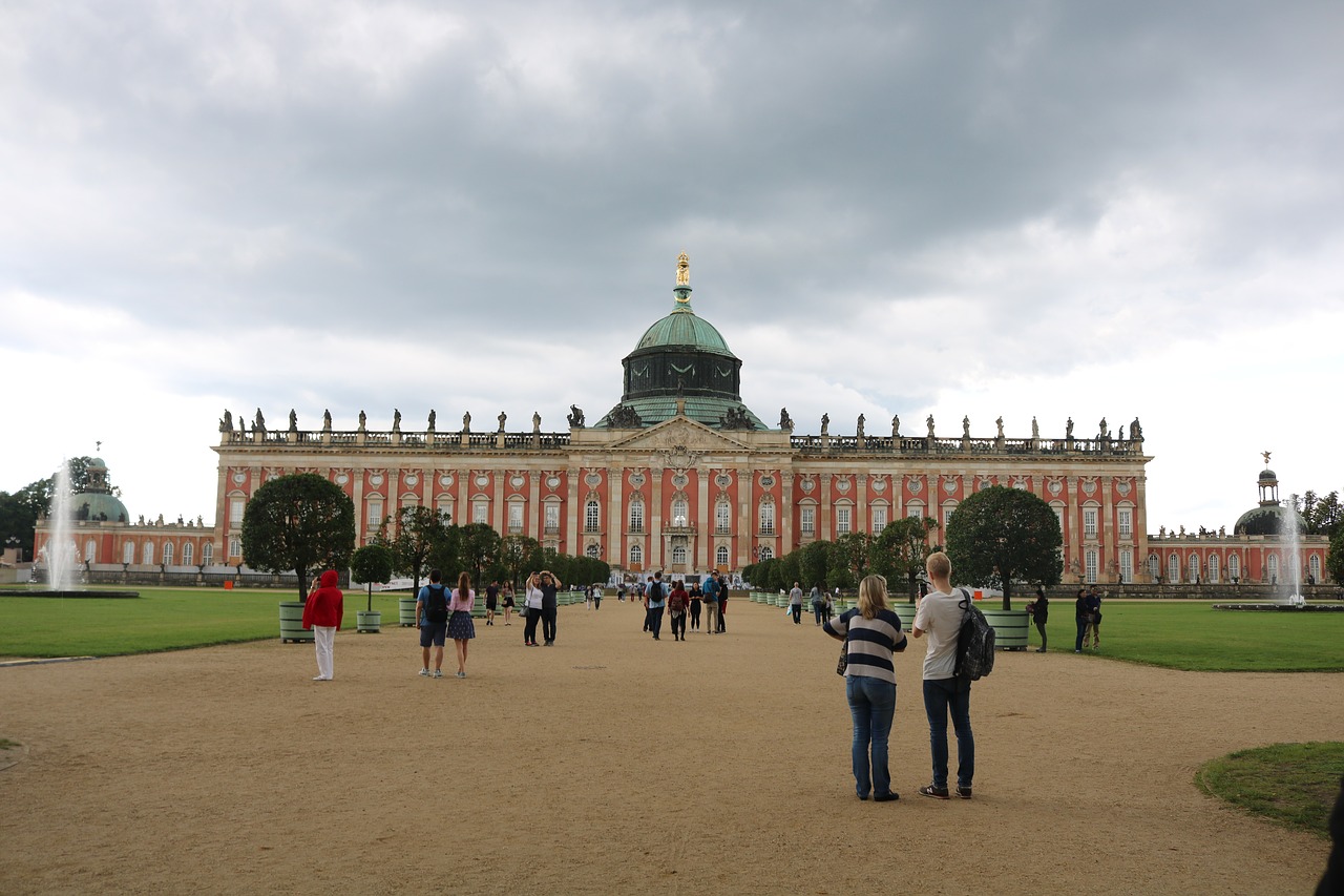 Poczdam - Nowy Pałac w park Sanssouci